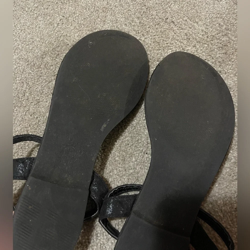 Sandals - Picture 3 of 4